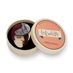 Vogue Visage Brooch